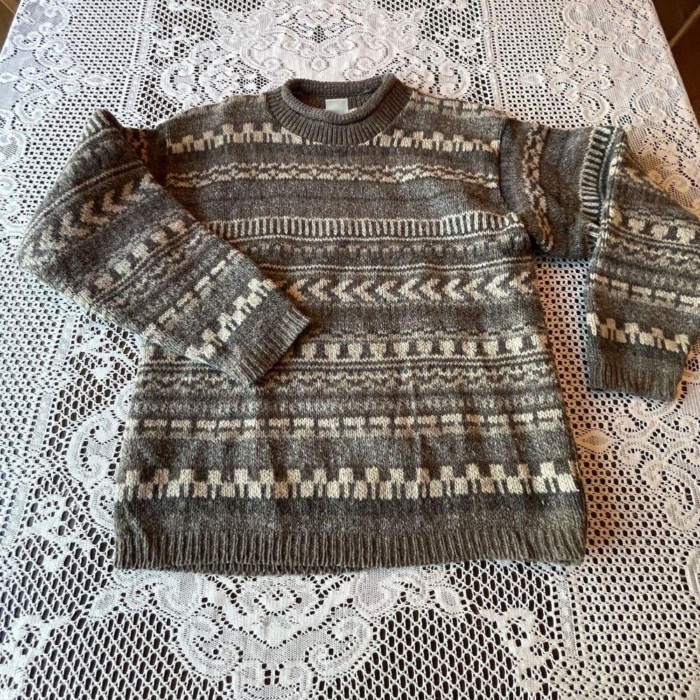 1990s Eddie Bauer Men's Sweater, 80% Wool 20% Nylon. See Pictures For Measures